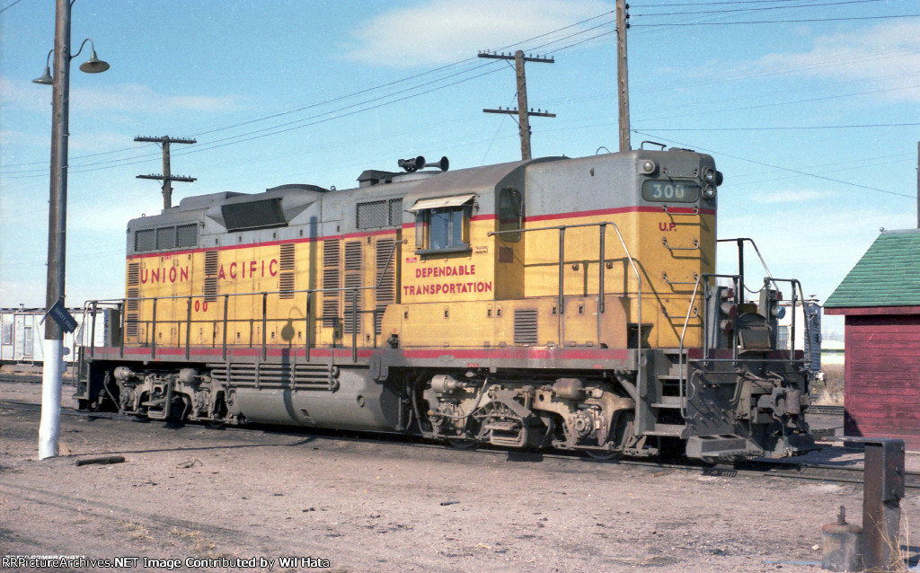 UP GP9 300
